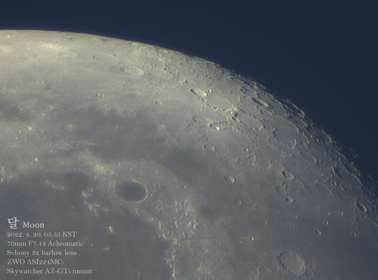2022-04-19-2053_moon.jpg