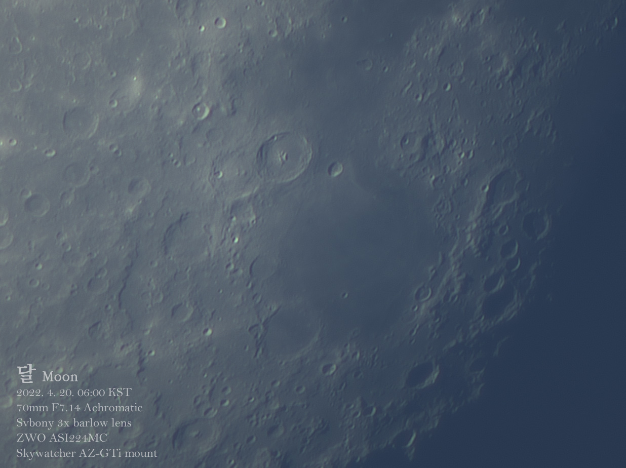 2022-04-19-2100_moon.jpg