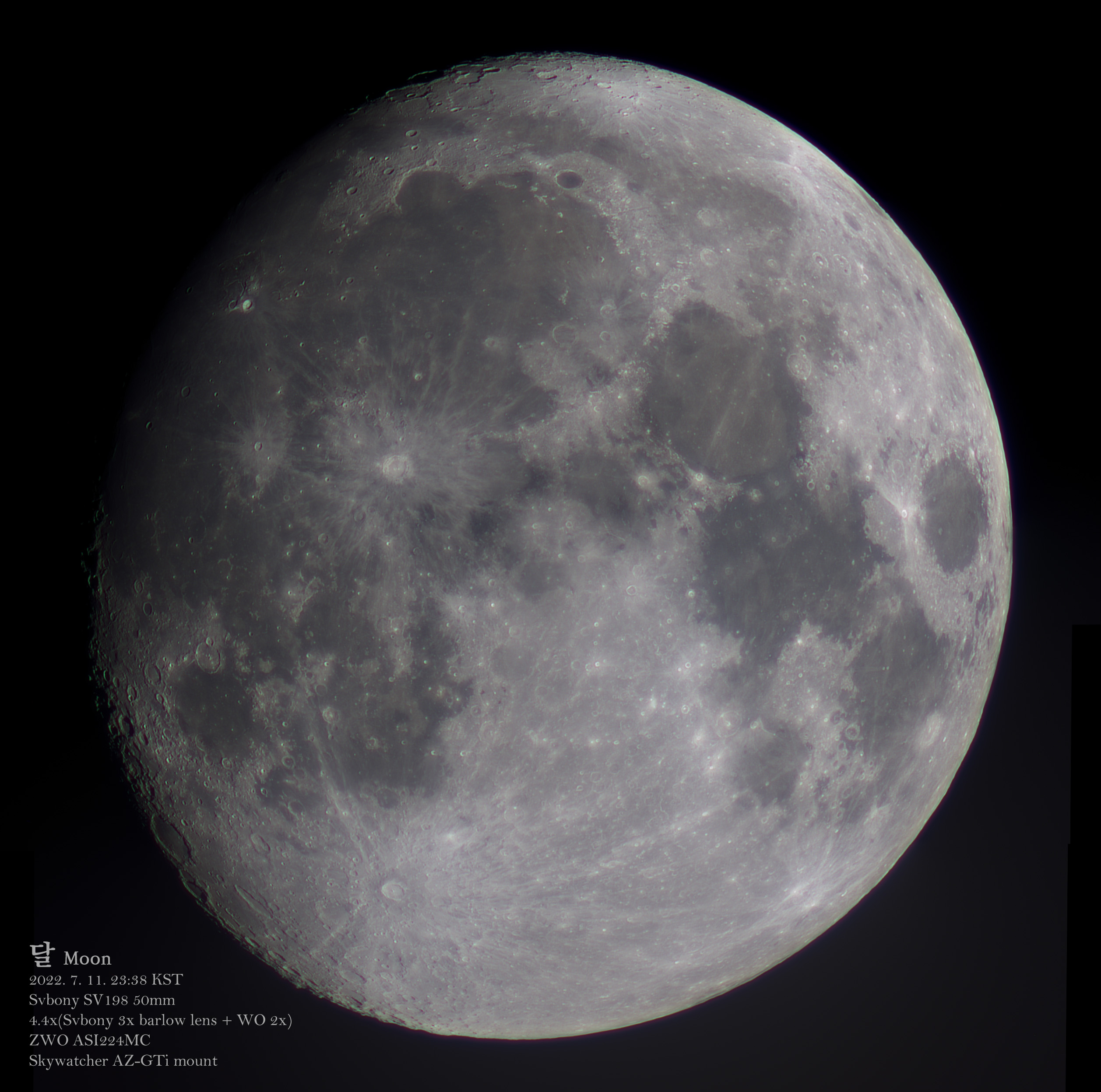 2022-07-11-1438_moon.jpg